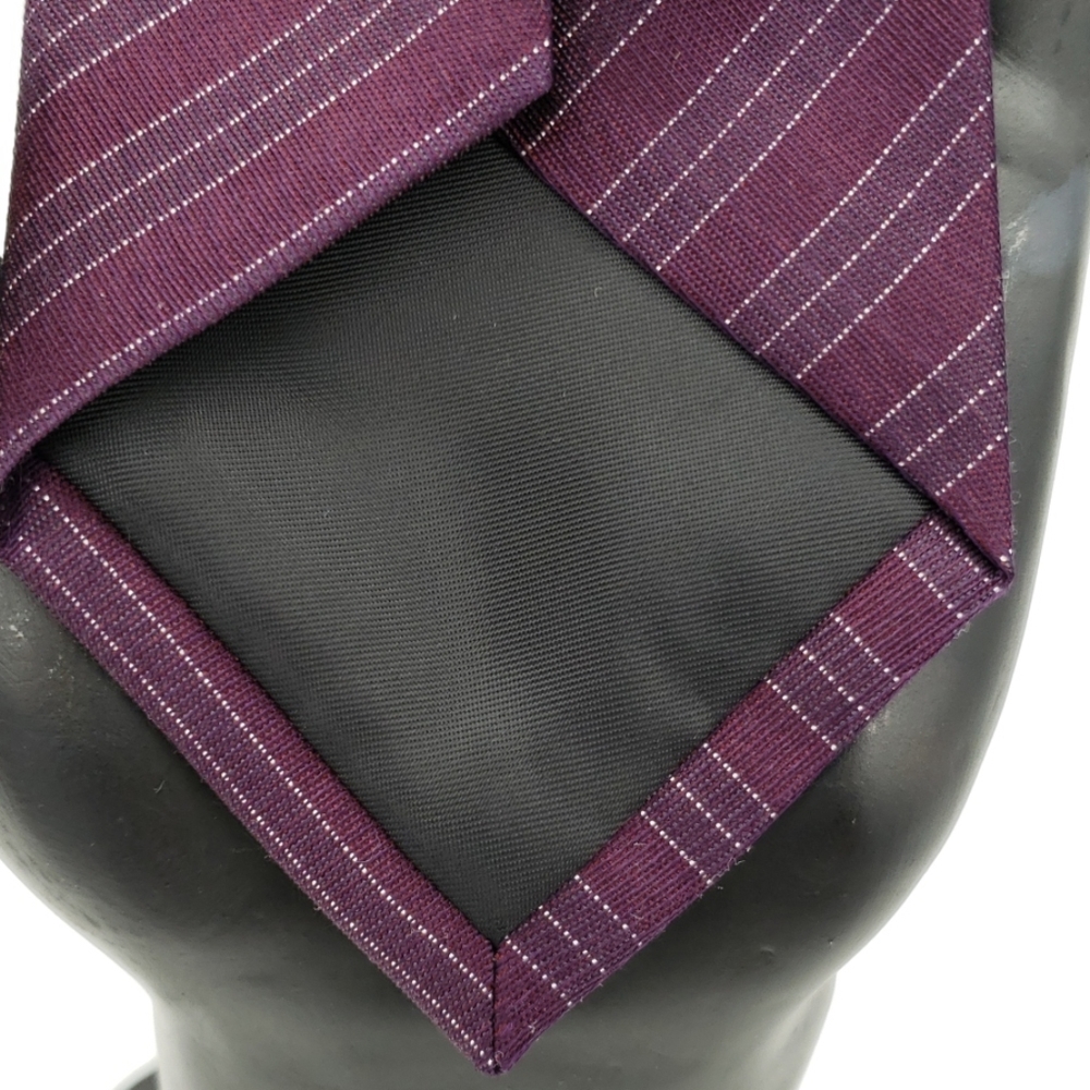 KENNETH COLE MAN TIE. - Picture 4 of 4
